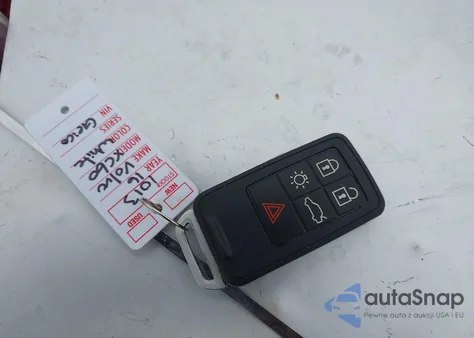 2016 Volvo Xc60 T5 Drive-E Premier from USA, damaged, VIN YV440MDK0G2781232